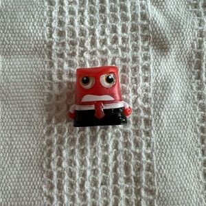 Anger series 7 ultra rare Disney Doorable